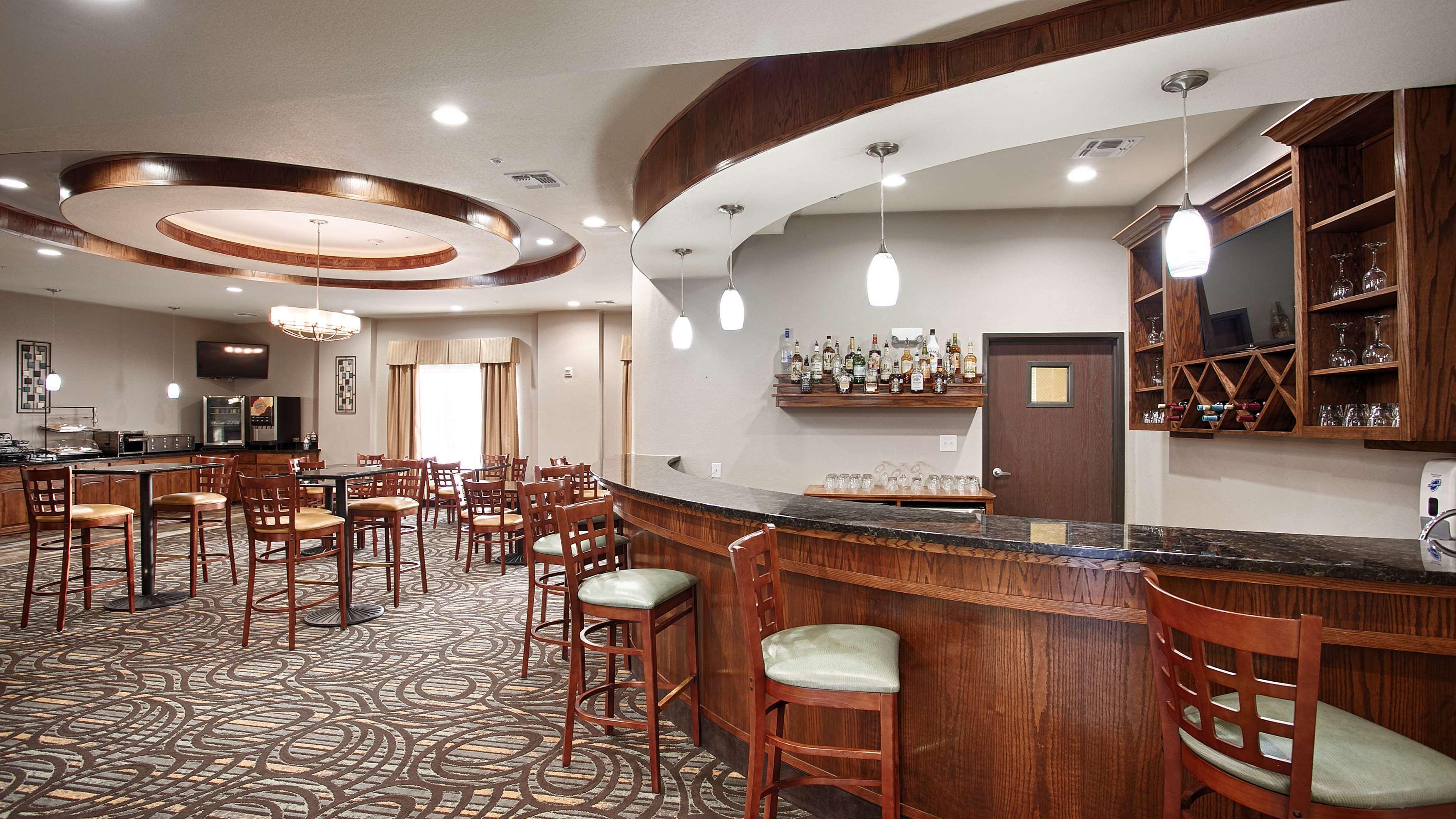 Best Western Plus Fort Worth Forest Hill Inn & Suites Exterior foto