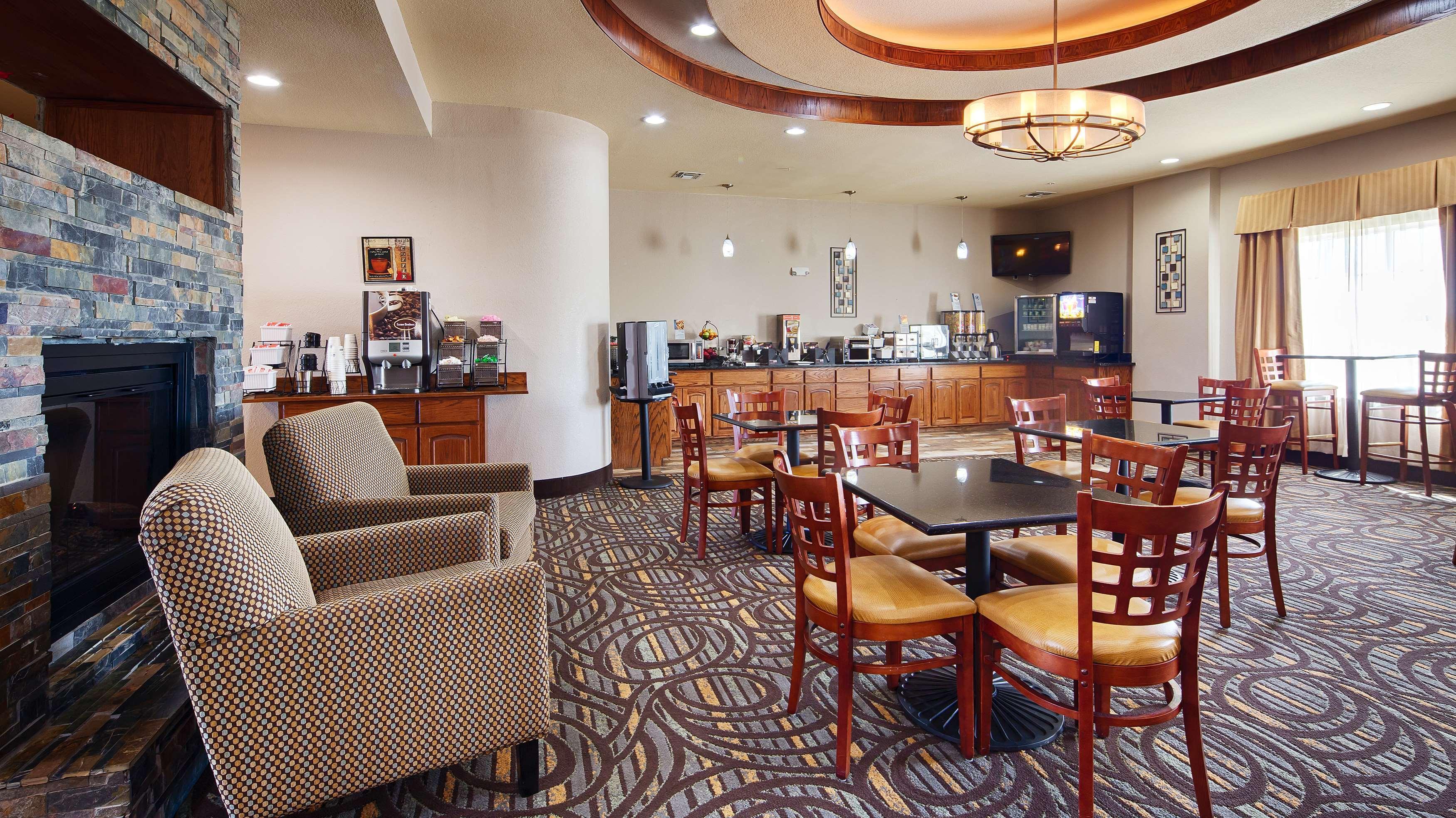 Best Western Plus Fort Worth Forest Hill Inn & Suites Exterior foto
